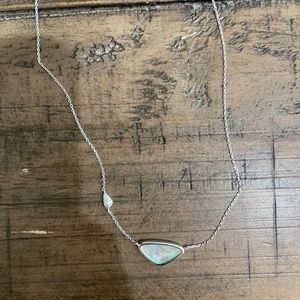 NWT Kendra Scott Opal Look Necklace